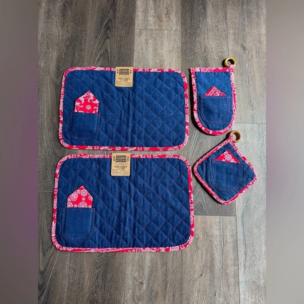 Country Corners Red Bandana & Denim Quilted Placemat Set, new with tags